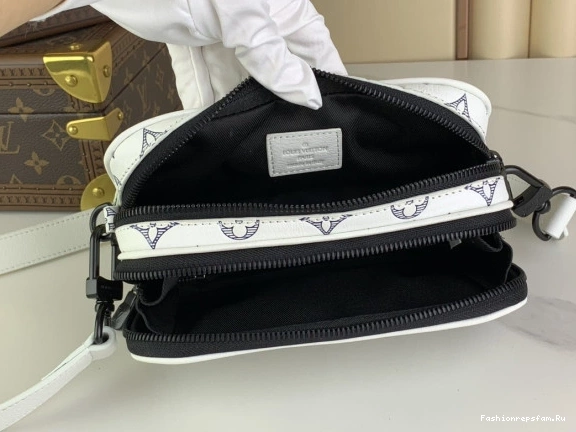 FS CHEAP LOUIS Alpha-11.0*18.5*6.5CM Nano VUITTON 0810